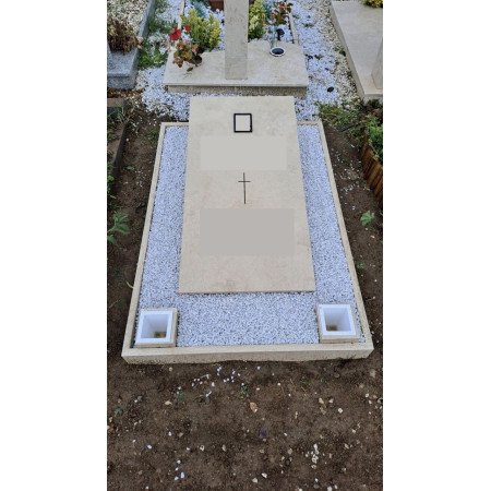 Monumentino modello tomba all'inglese